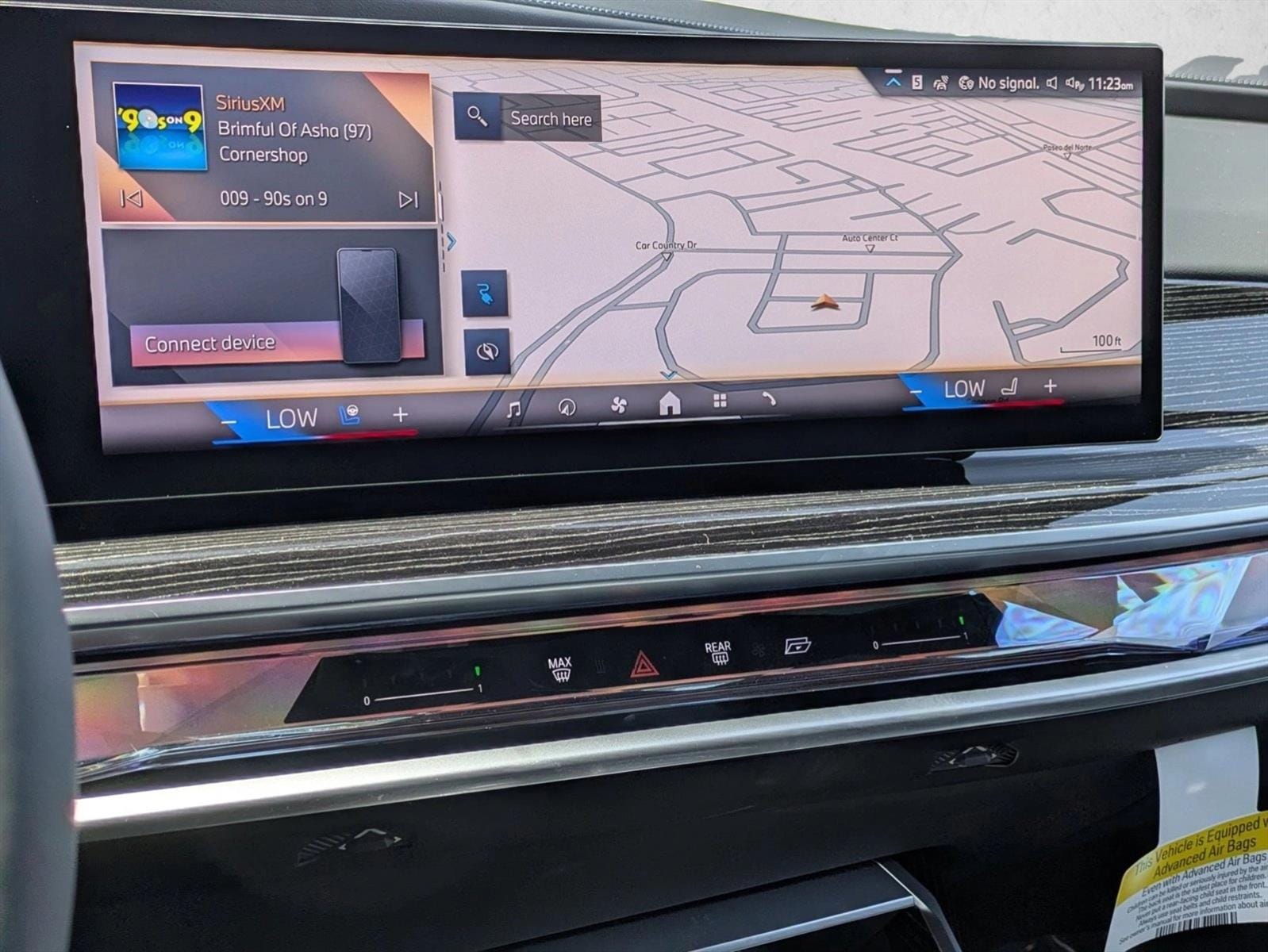2025 BMW i7 60 - Photo 12