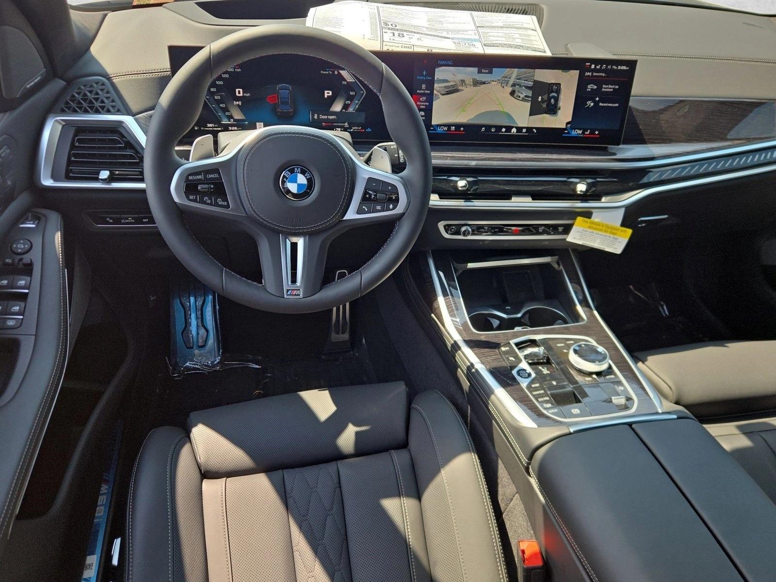 2026 BMW X7 M60i - Photo 14