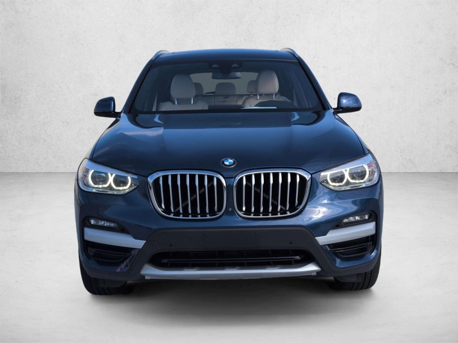 2020 BMW X3 sDrive30i photo 2