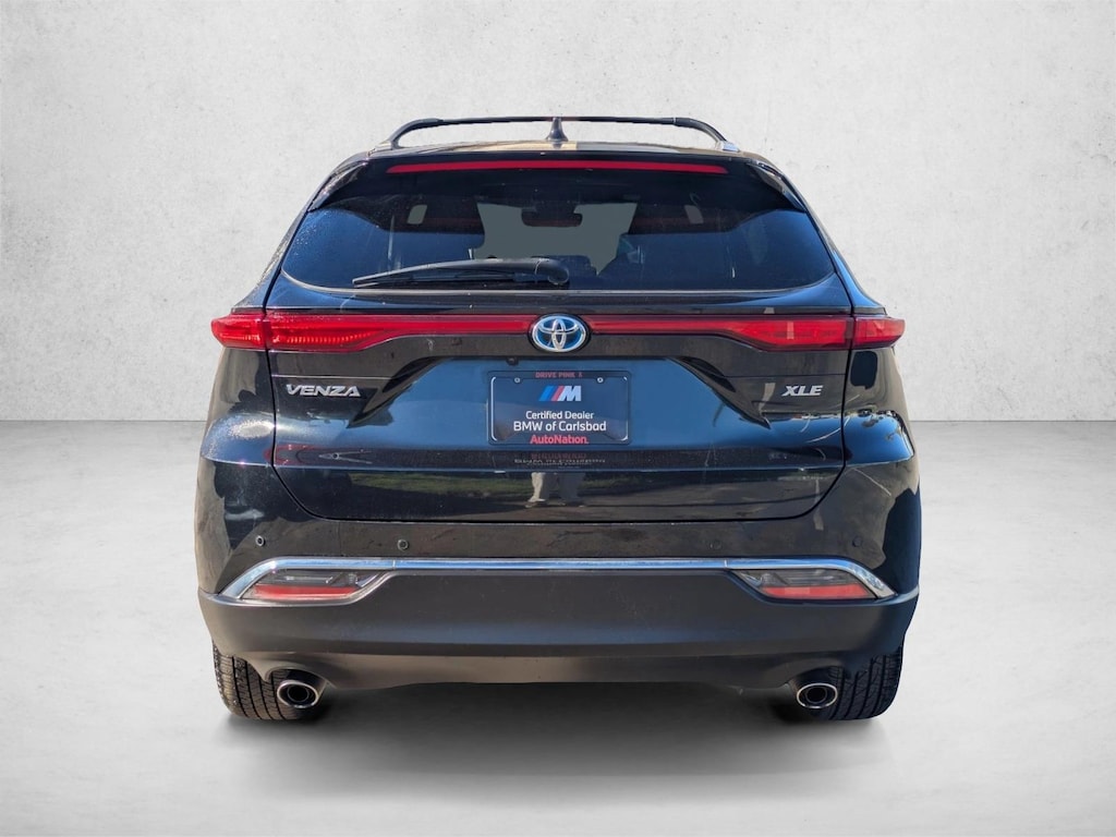 Used 2023 Toyota Venza XLE SUV