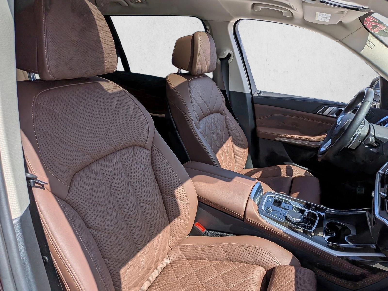 2025 BMW X7 40i - Photo 22