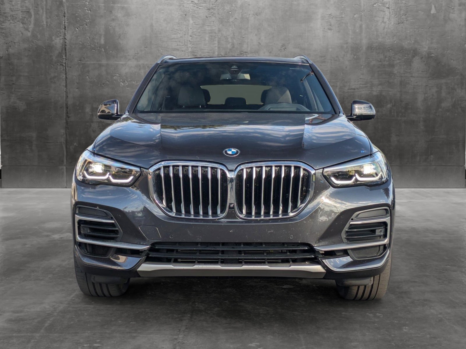 Used 2022 BMW X5 40i with VIN 5UXCR4C04N9M33022 for sale in Carlsbad, CA