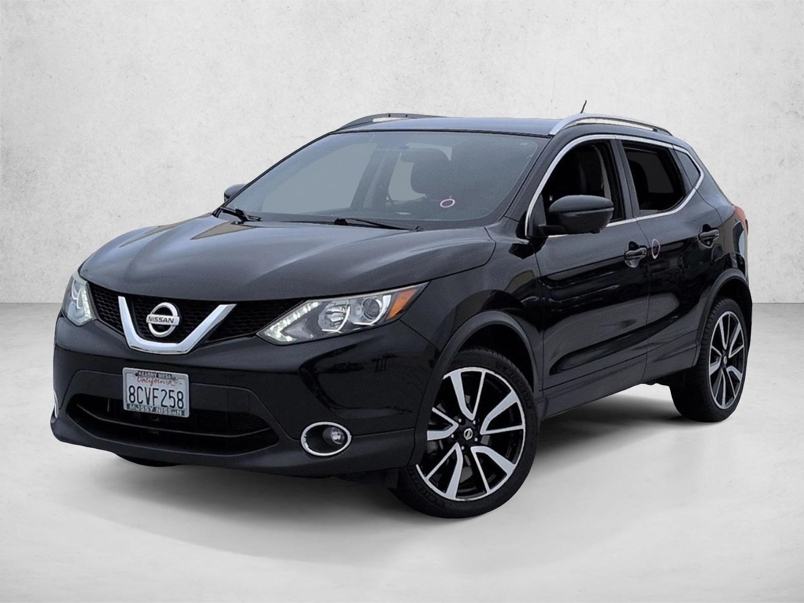 2017 Nissan Rogue Sport SL FWD's photo