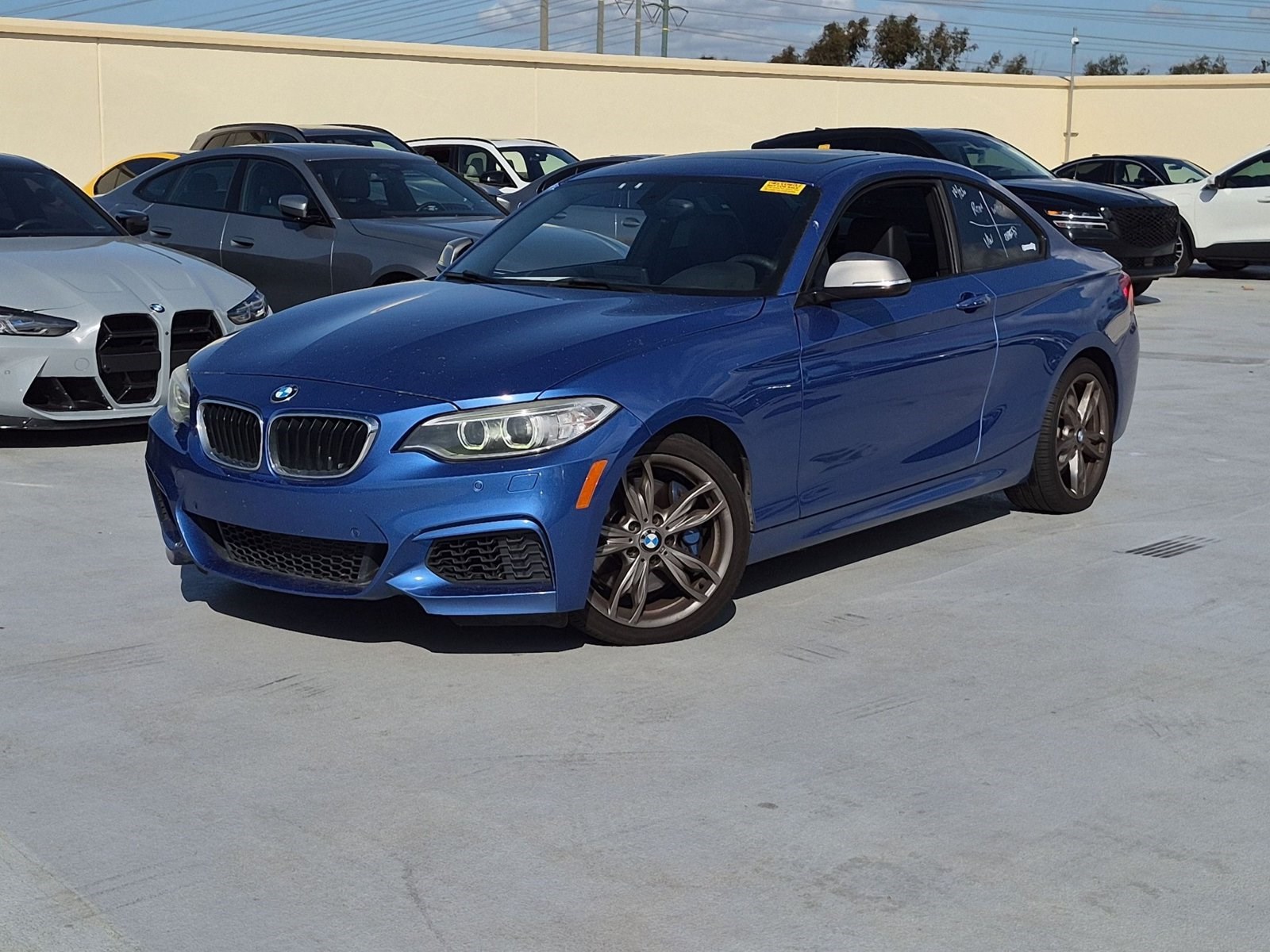  BMW M235
