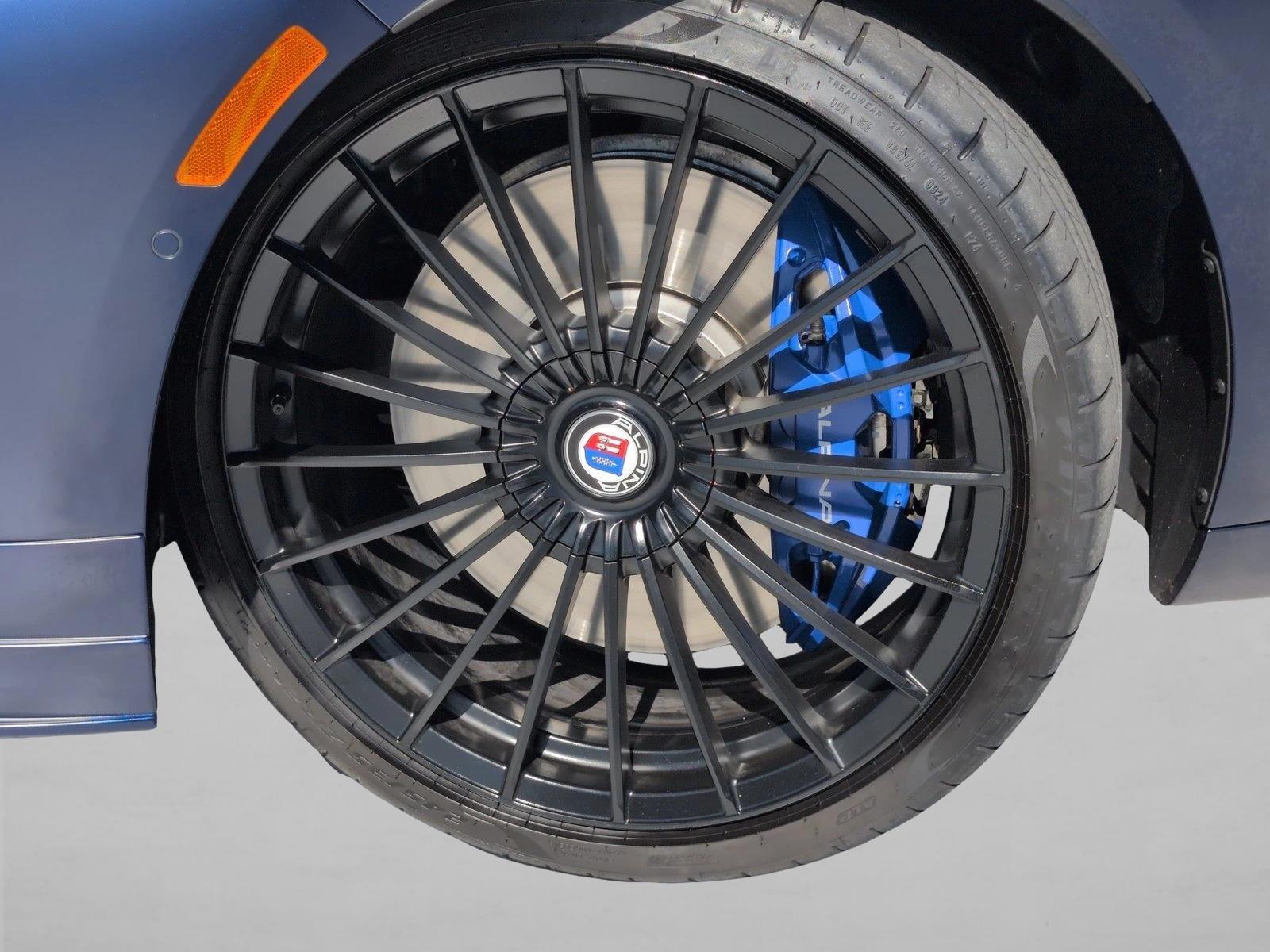 2025 BMW 8 Series Alpina B8 - Photo 24