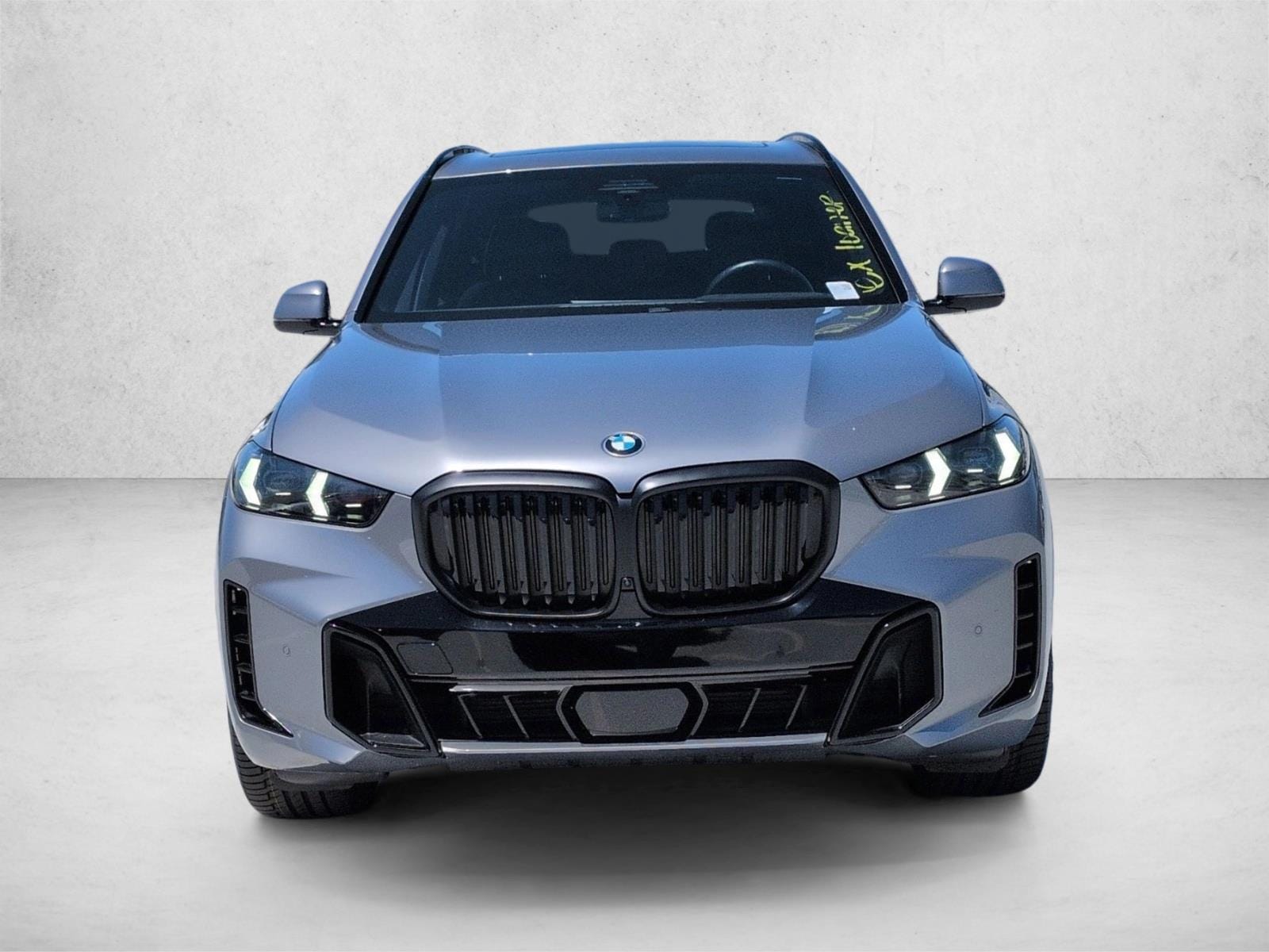 2025 BMW X5 sDrive40i photo 2