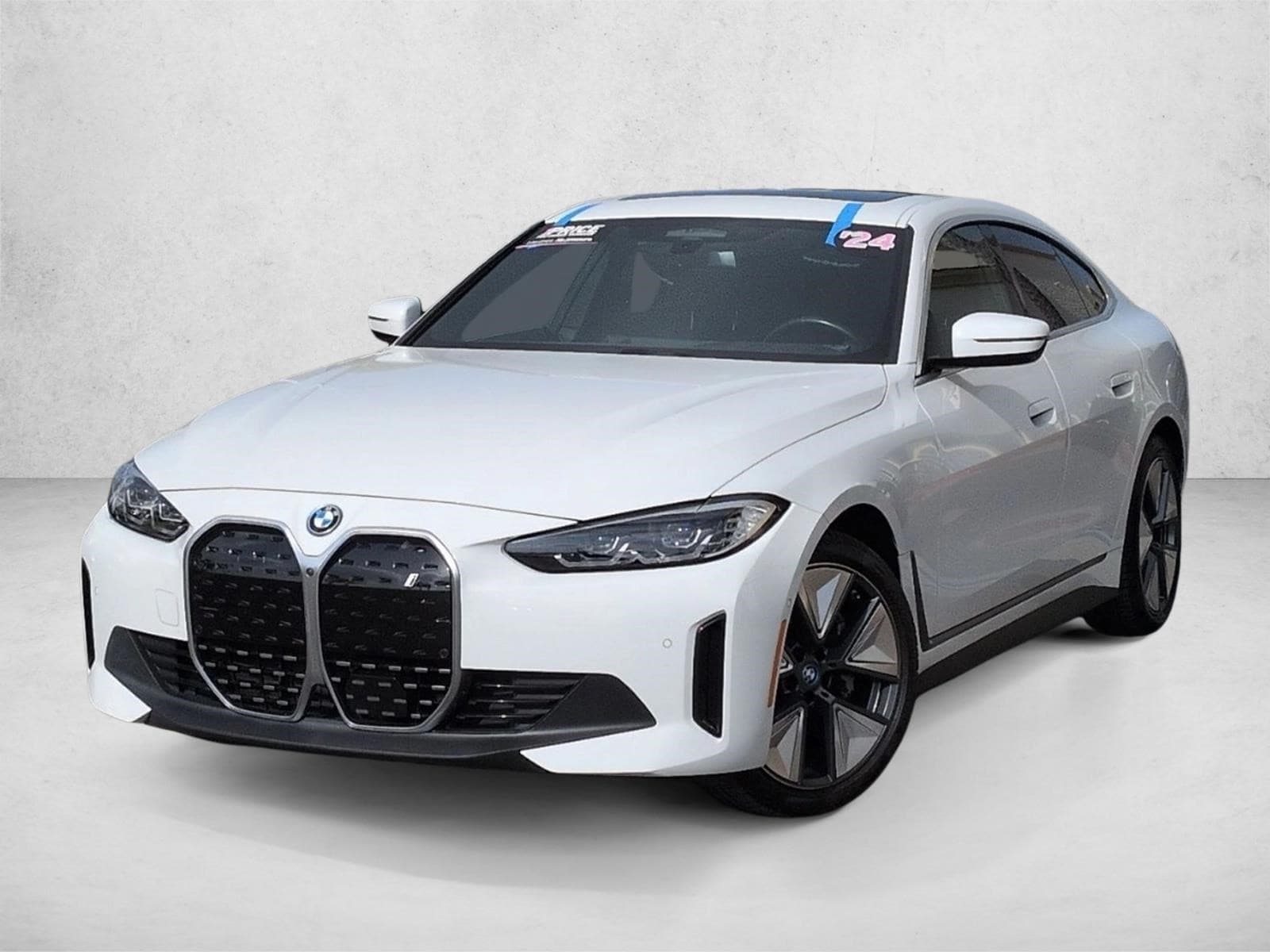 2024 BMW i4 eDrive40's photo