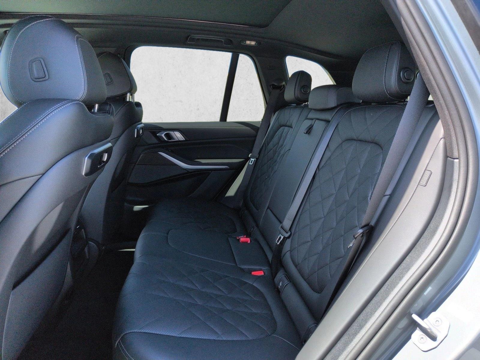 2026 BMW X5 40i - Photo 21