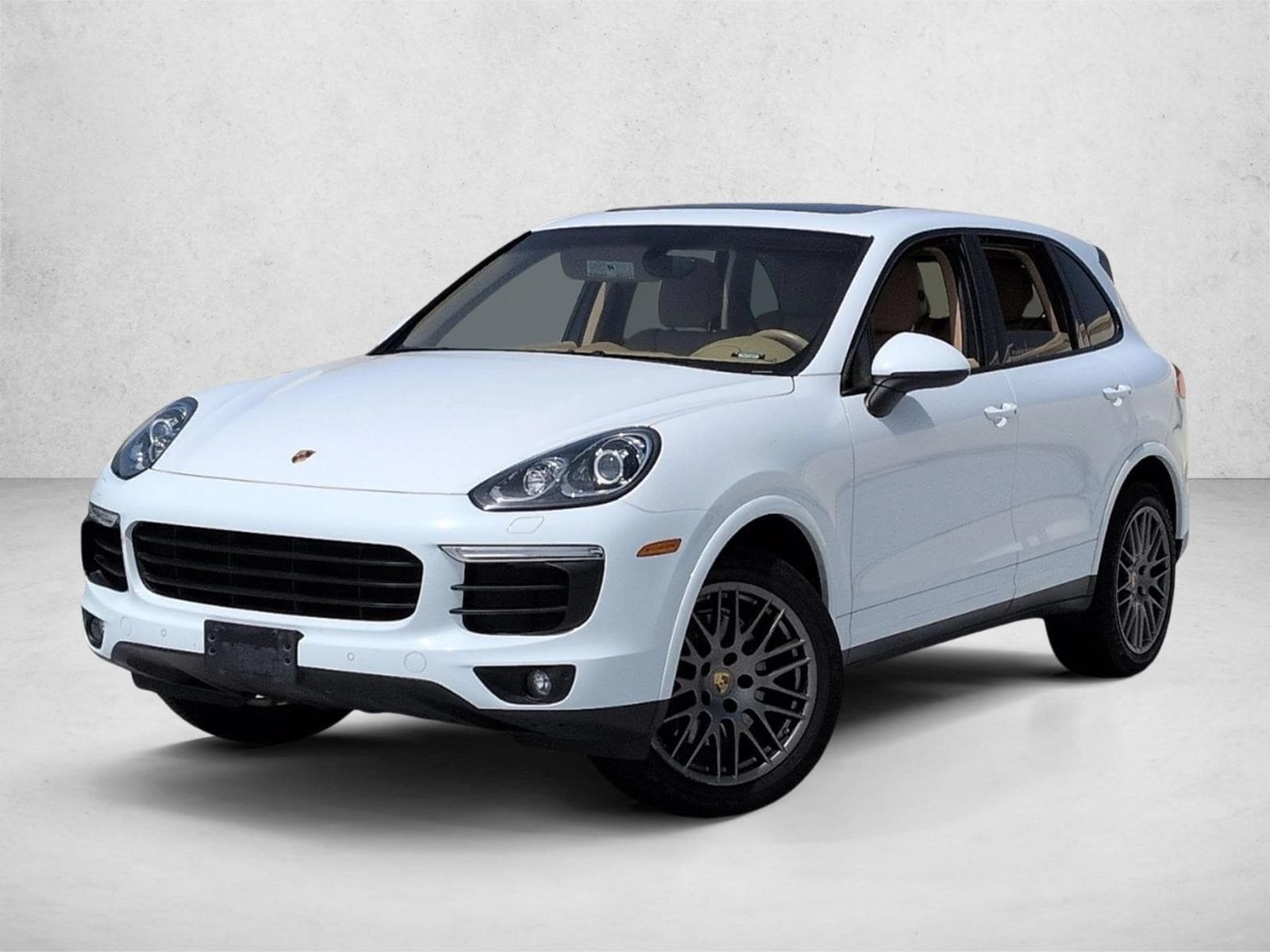 2017 Porsche Cayenne Platinum Edition's photo