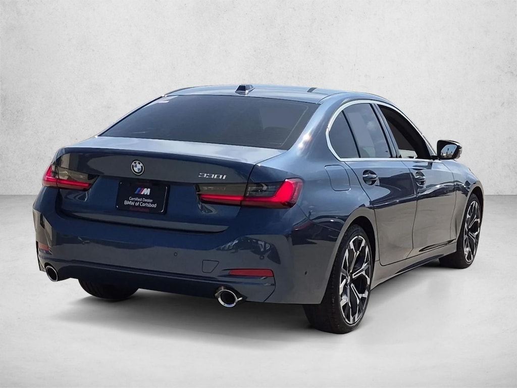 New 2026 BMW 330i Sedan
