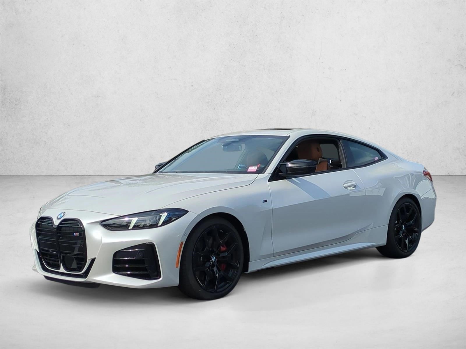 2026 BMW 4 Series M440i's photo