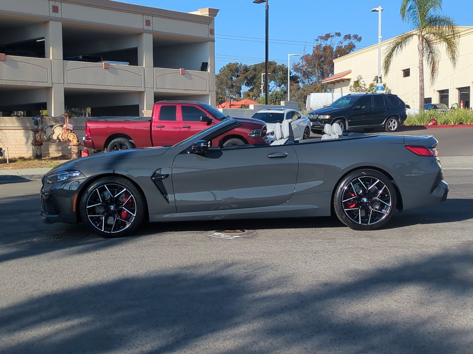 2025 Bmw M8 Competition Convertible photo 2