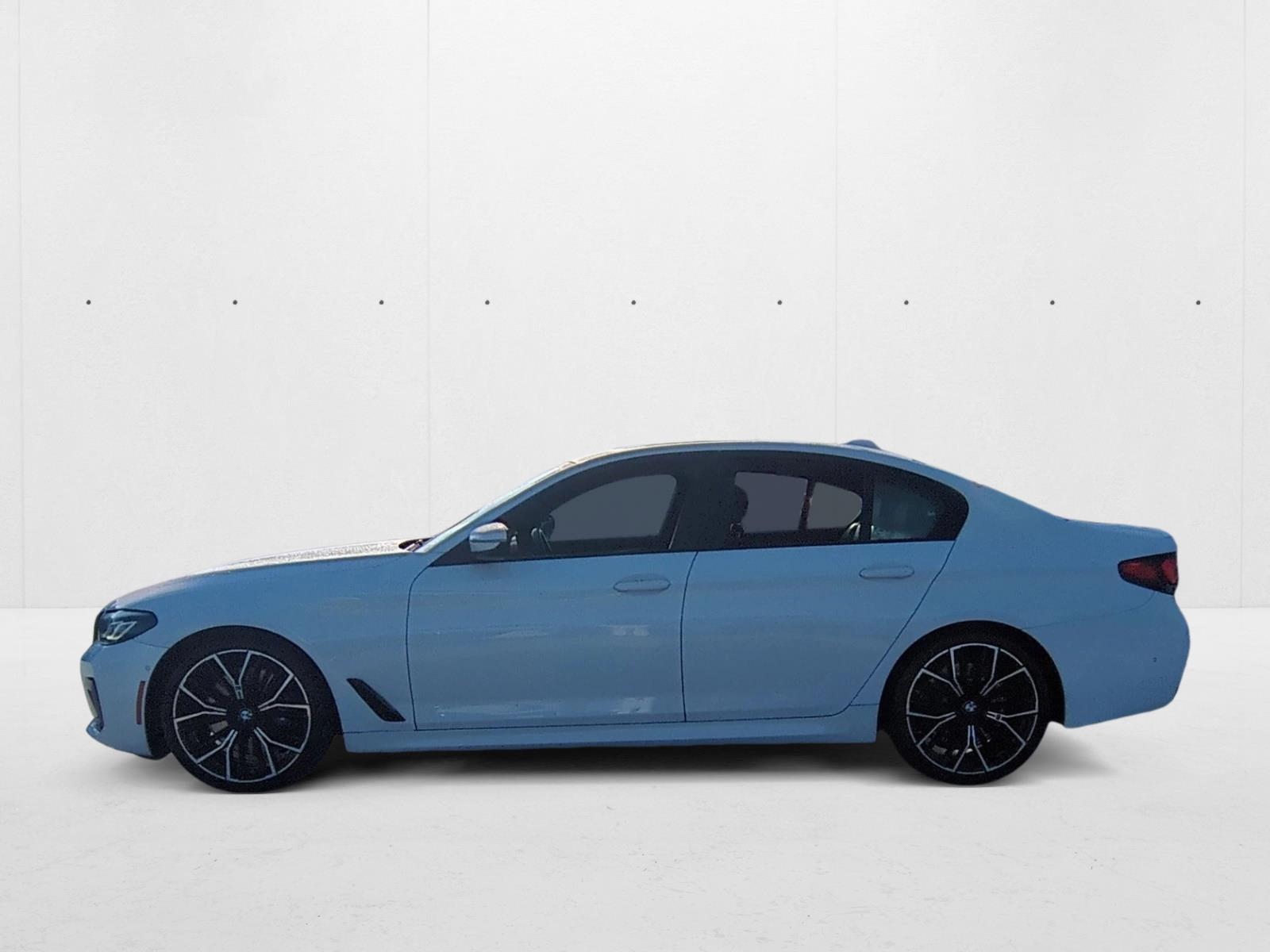 2022 Bmw M550i xDrive photo 2