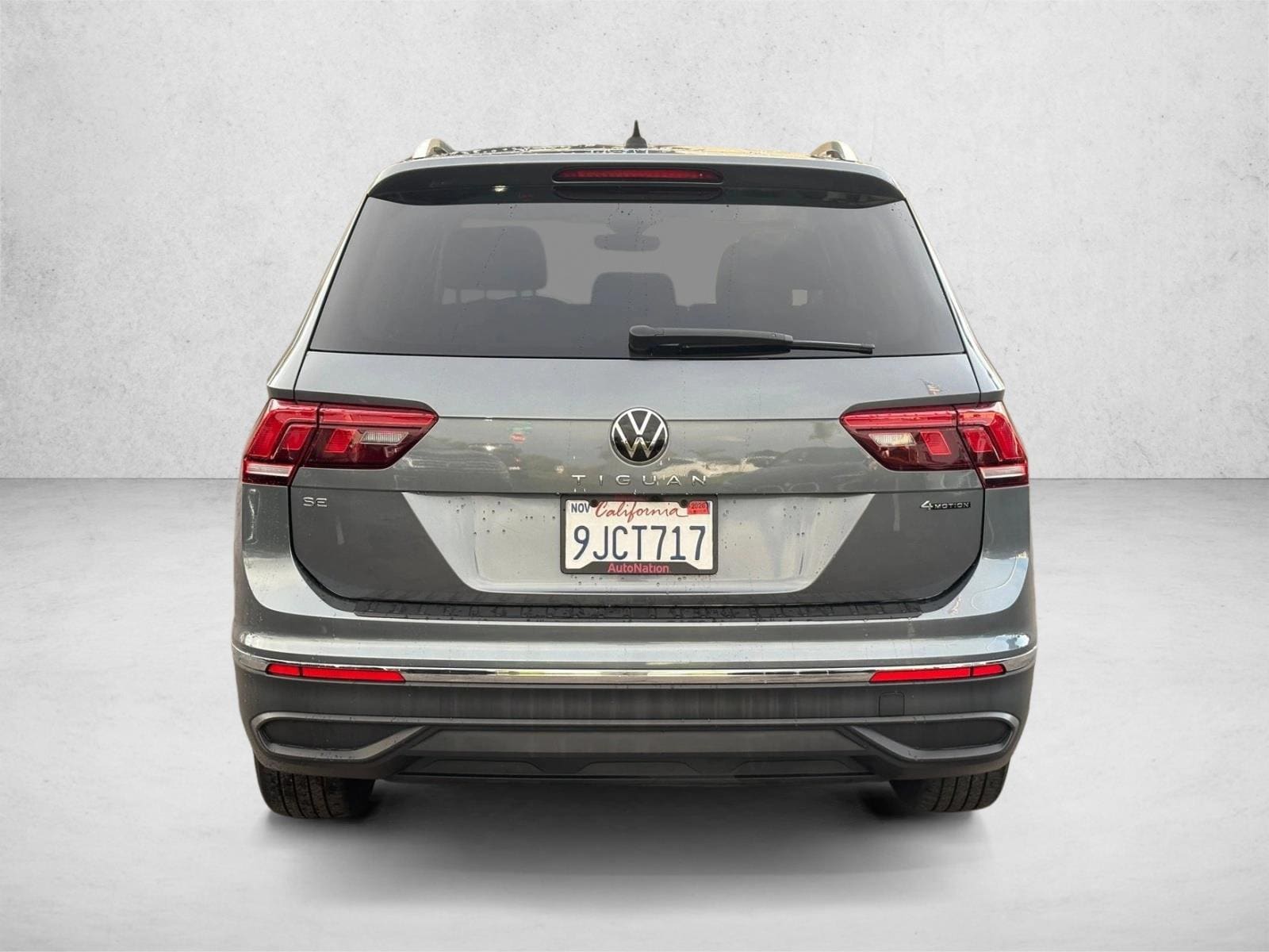 2023 Volkswagen Tiguan 2.0T SE photo 3