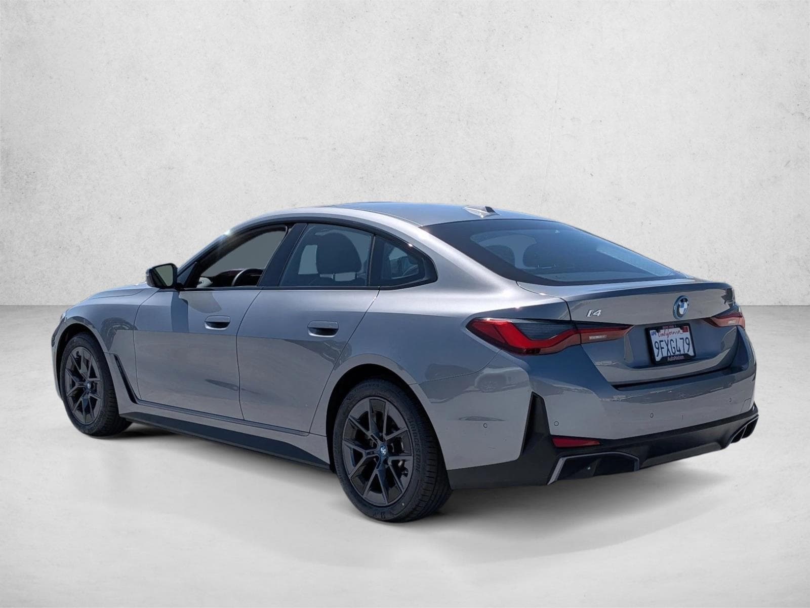 2023 BMW i4 eDrive35 photo 6