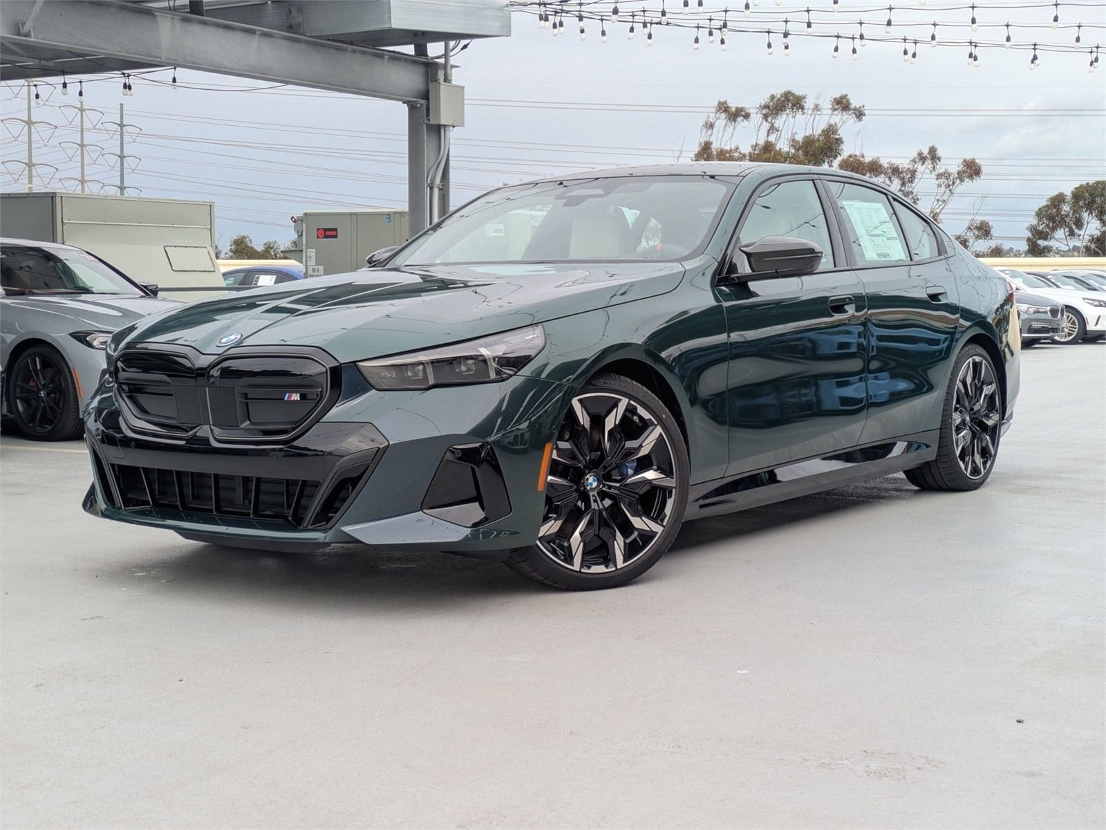 2025 BMW i5 M60's photo