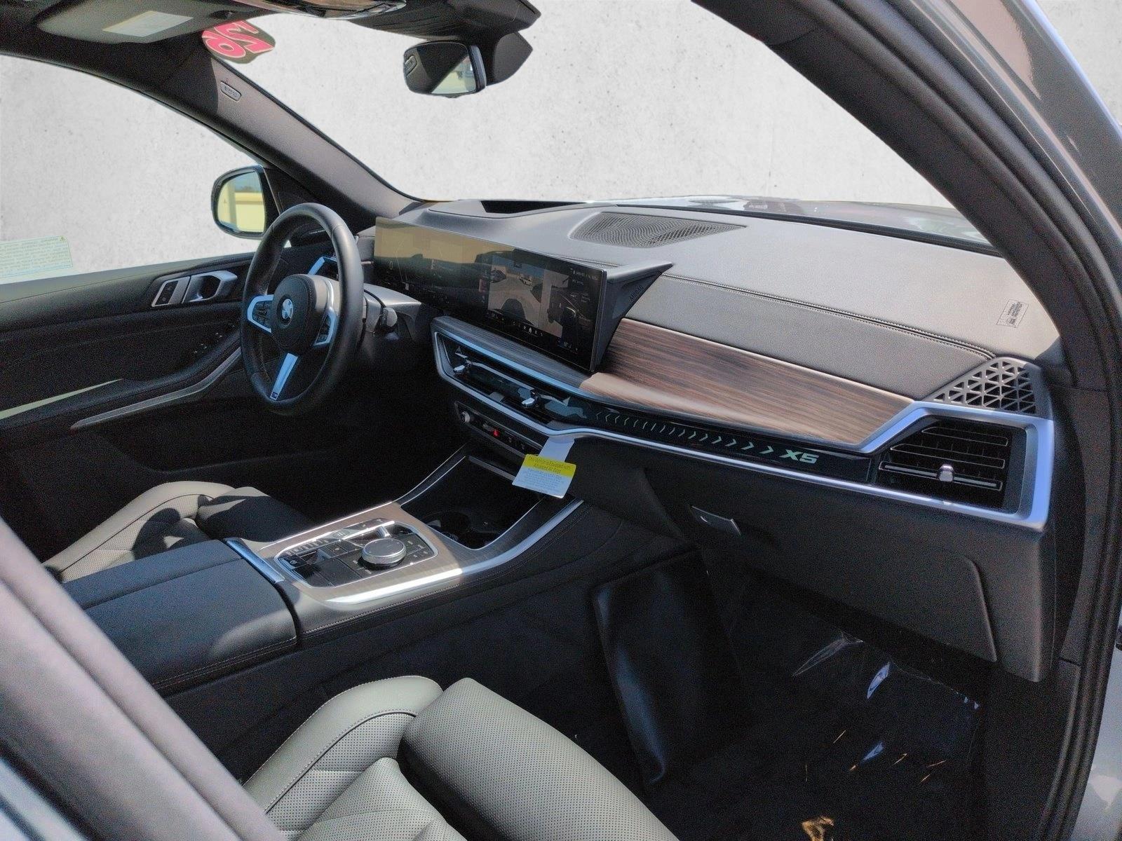 2026 BMW X5 40i - Photo 24