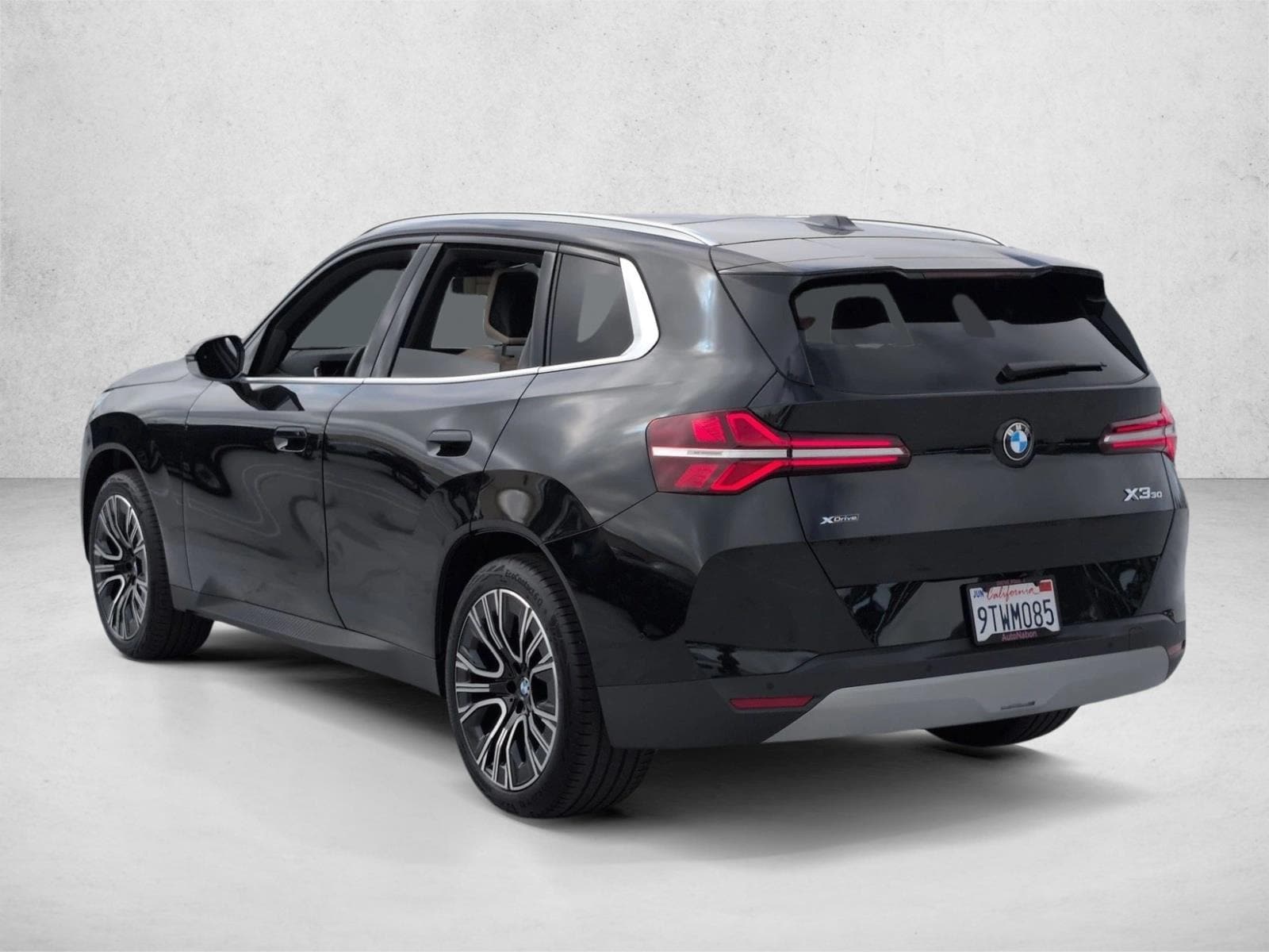 2025 BMW X3 30 xDrive photo 3