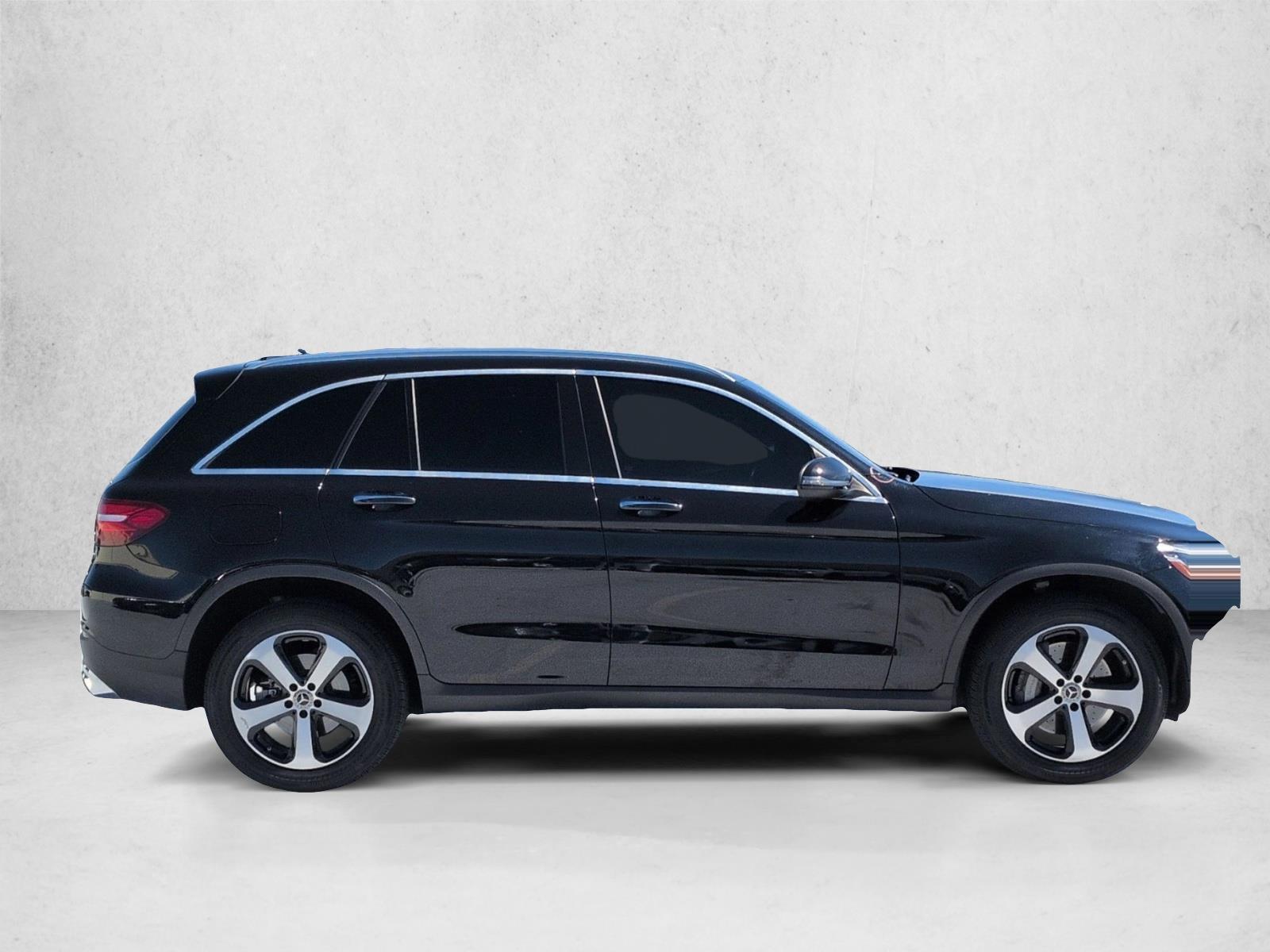 2019 Mercedes-Benz GLC 350e 4MATIC photo 4