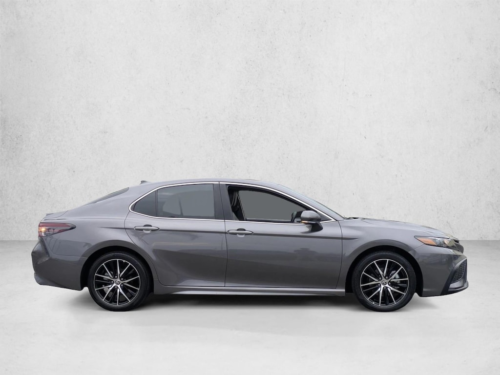 Used 2023 Toyota Camry SE Sedan