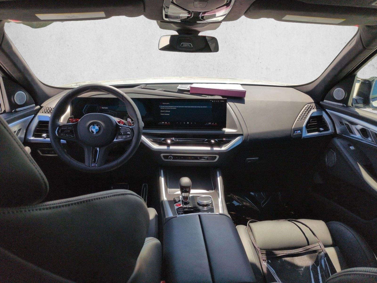 2025 BMW XM Base - Photo 18