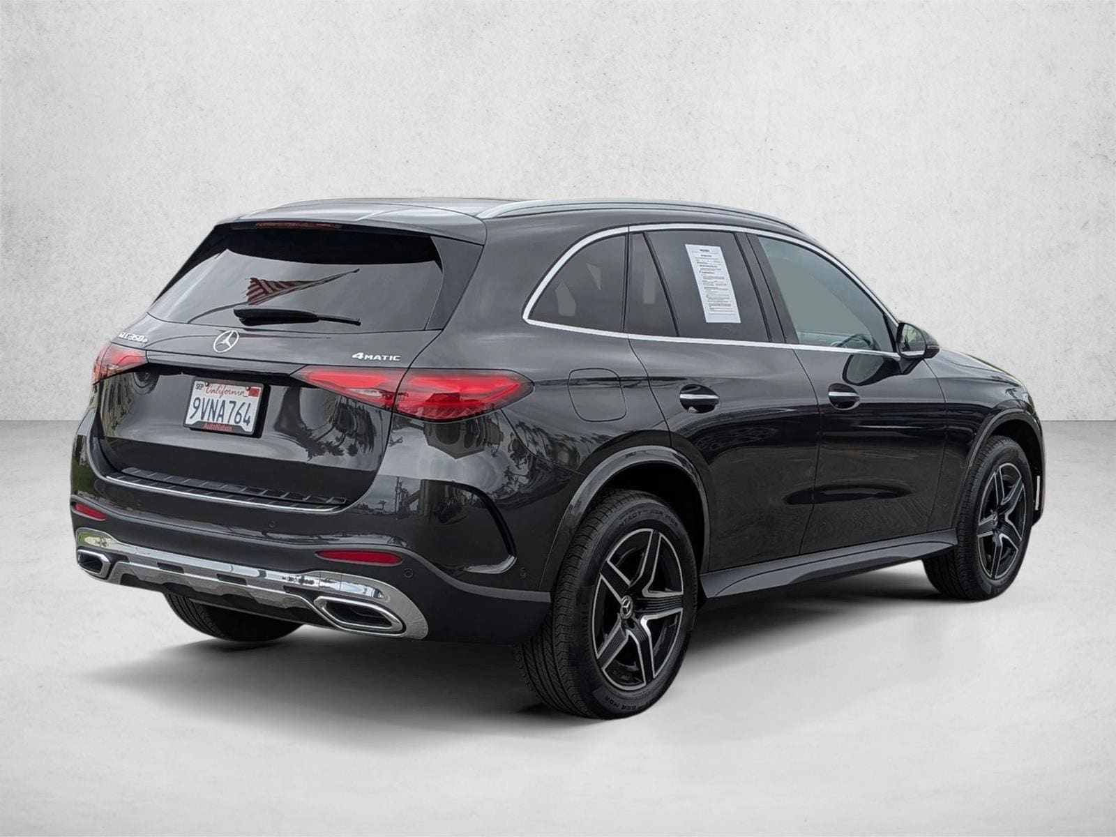 2026 Mercedes-Benz GLC 350e 4MATIC photo 4