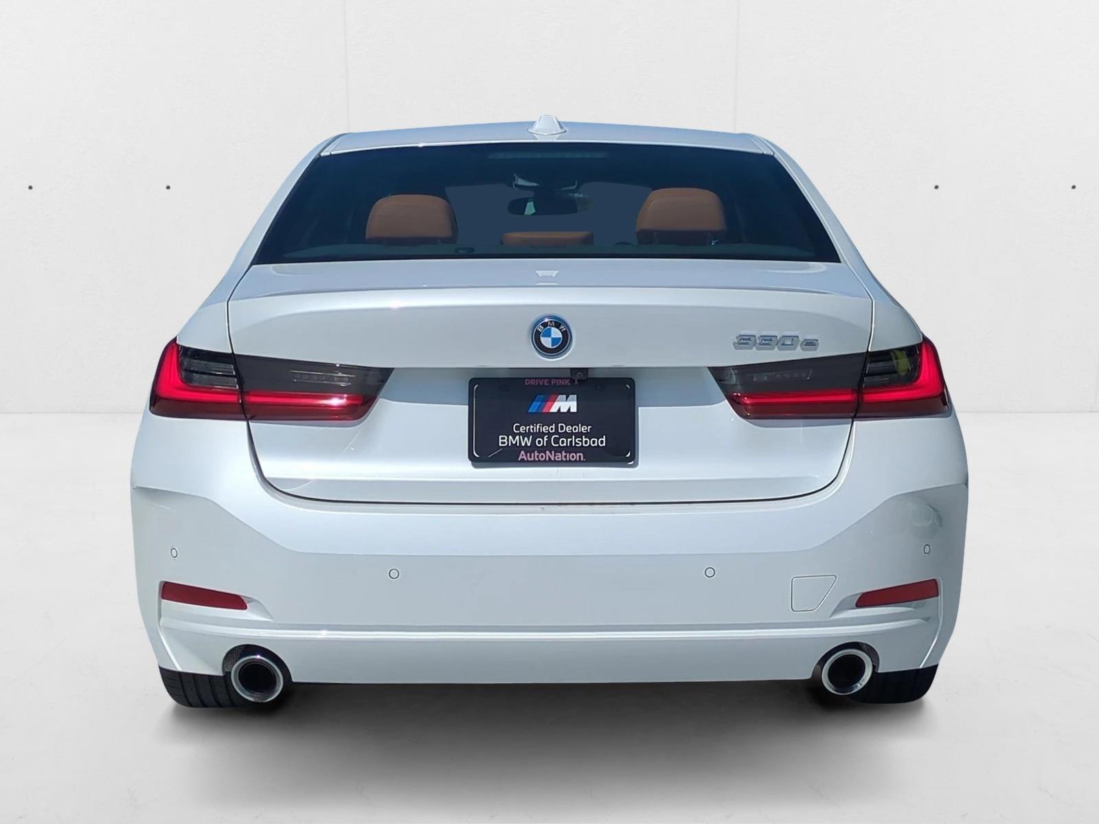 2023 Bmw 330e Sedan photo 3