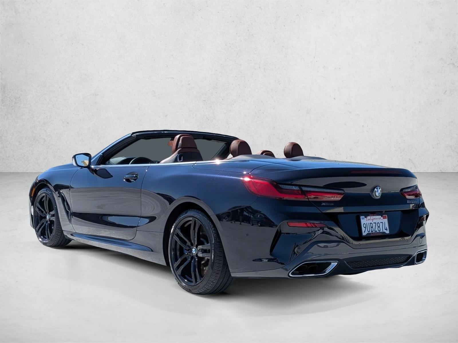 2022 BMW M850i xDrive photo 3