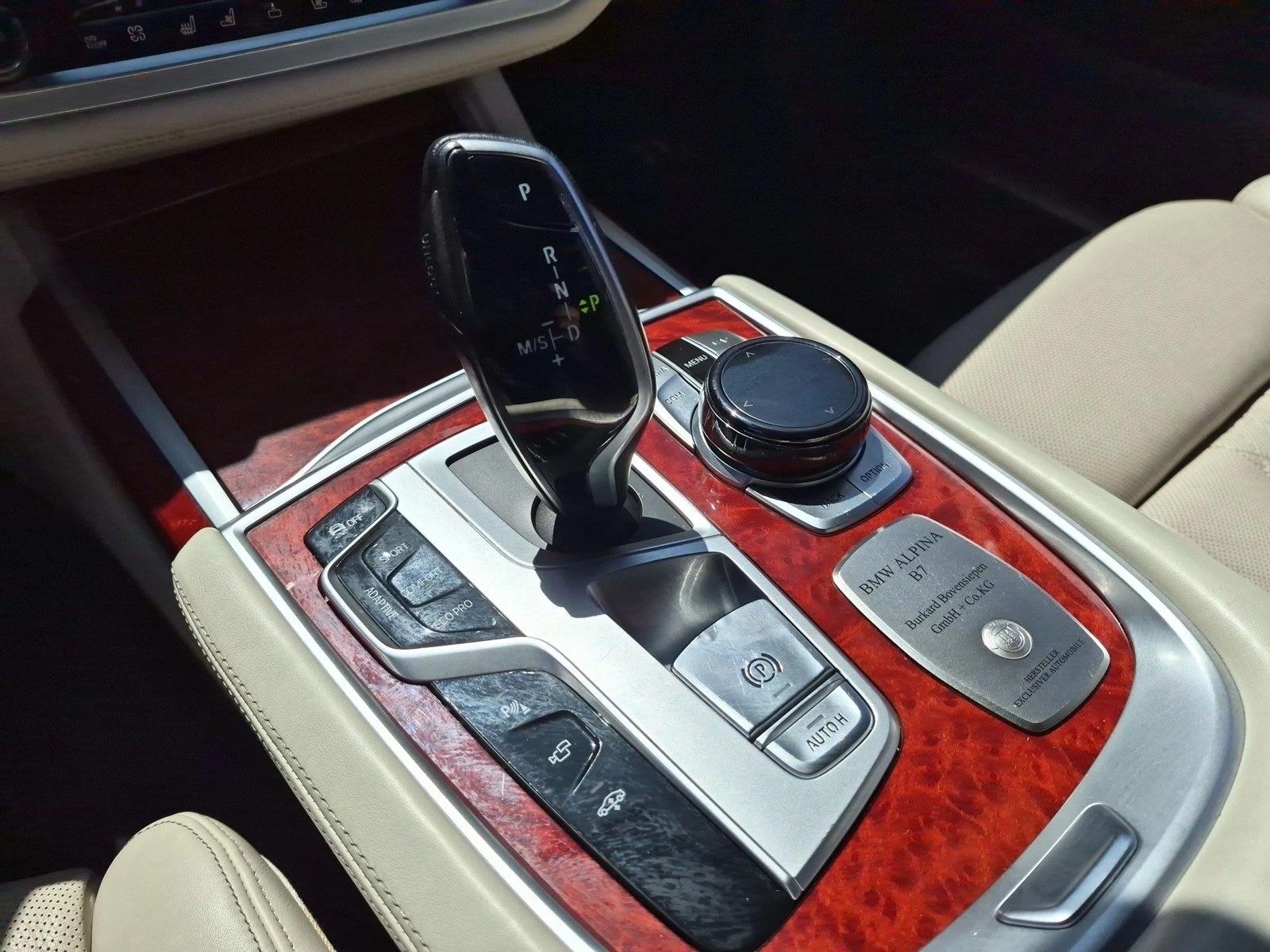 2017 BMW 7 Series ALPINA B7 - Photo 12