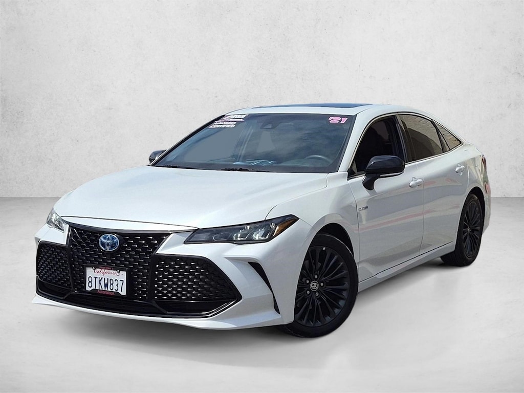Used 2021 Toyota Avalon Hybrid XSE Sedan