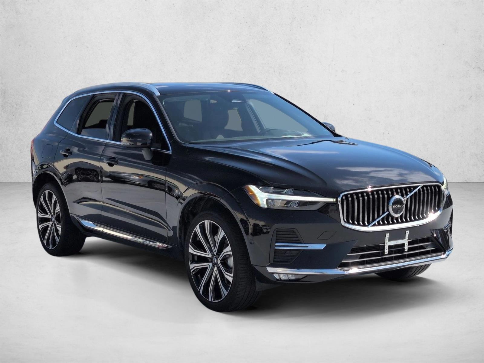 2023 Volvo XC60 B6 AWD Ultimate Bright photo 3