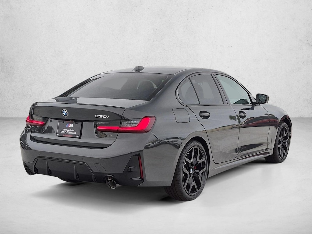 New 2026 BMW 330i Sedan