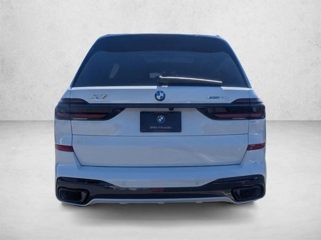 New 2027 BMW X7 xDrive40i SUV