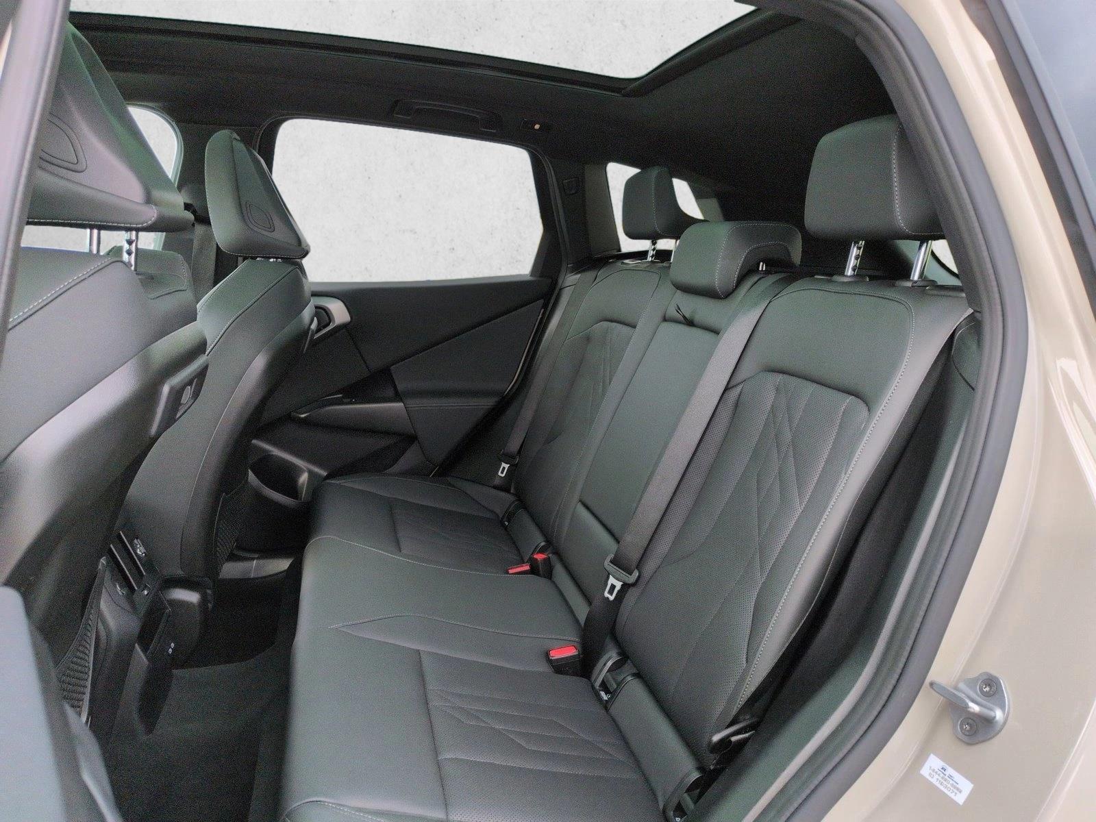 2025 BMW X3 30 - Photo 19