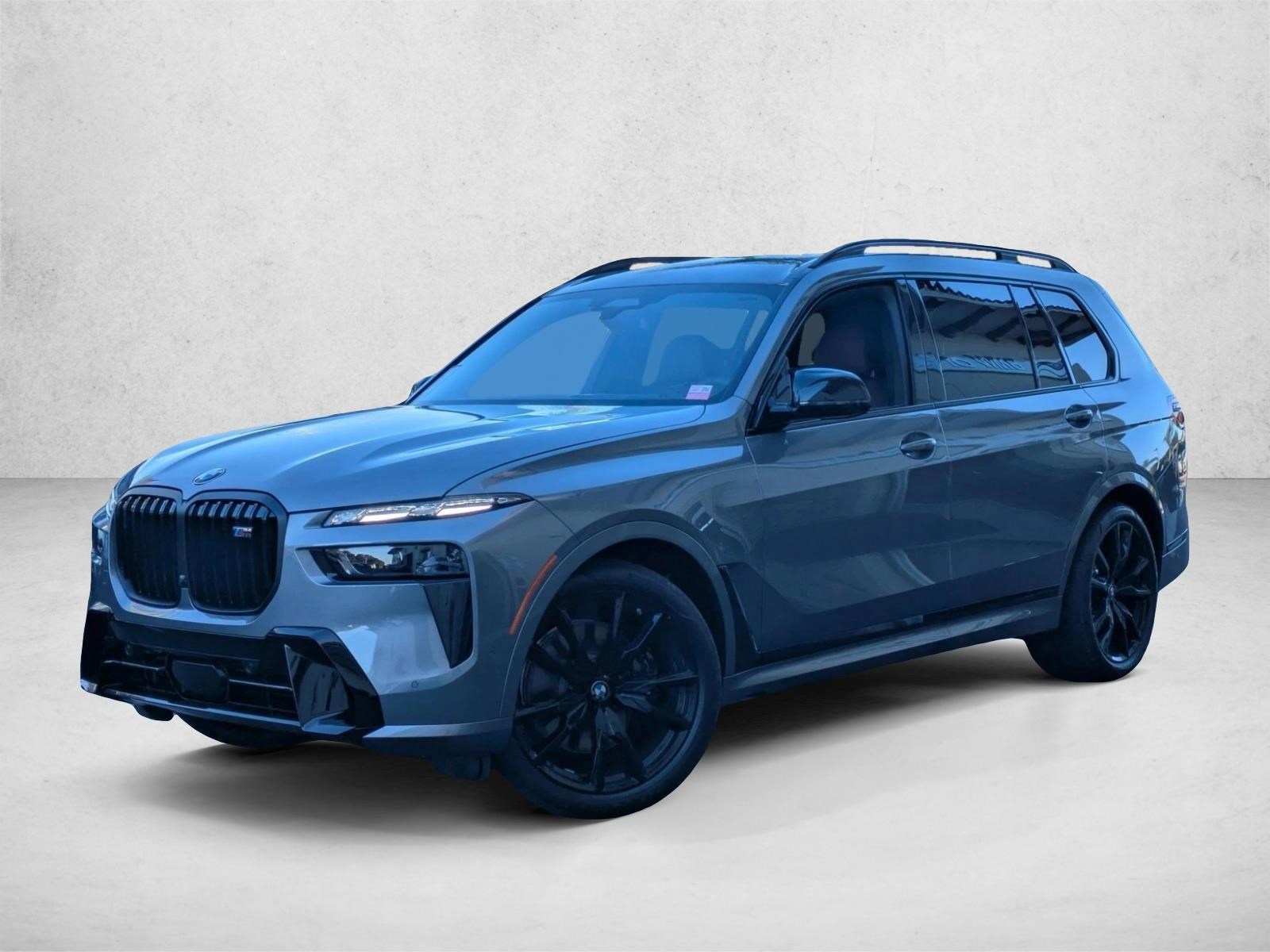 2026 BMW X7 M60i's photo