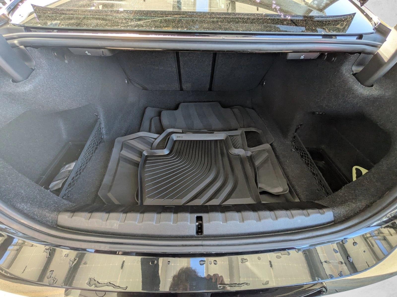 2022 BMW M440i photo 6