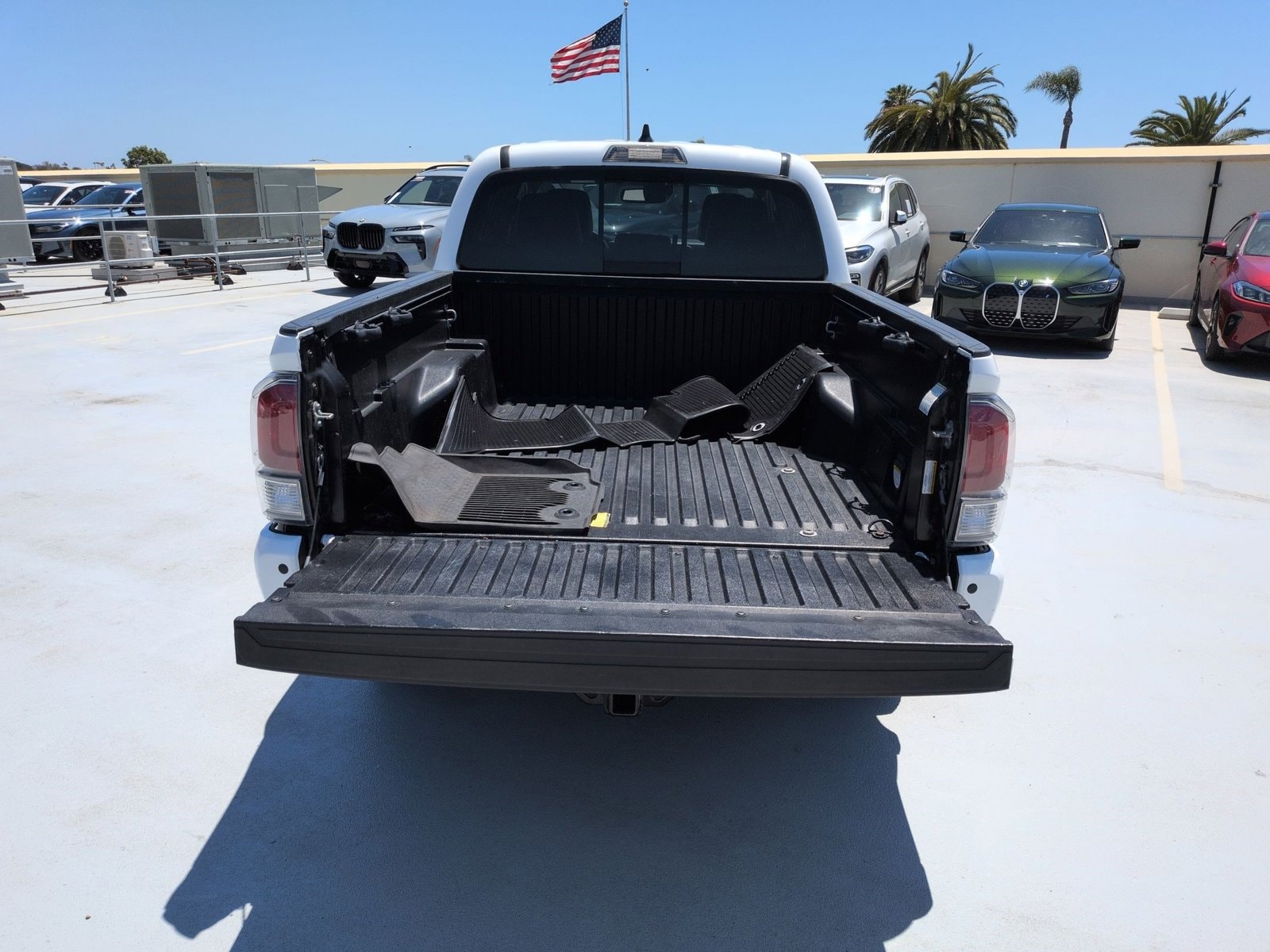 2022 Toyota Tacoma photo 6