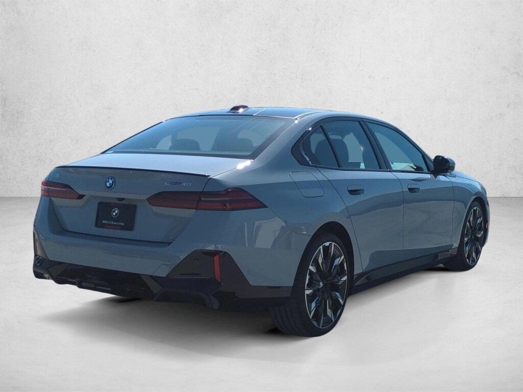 New 2026 BMW i5 eDrive40 Sedan