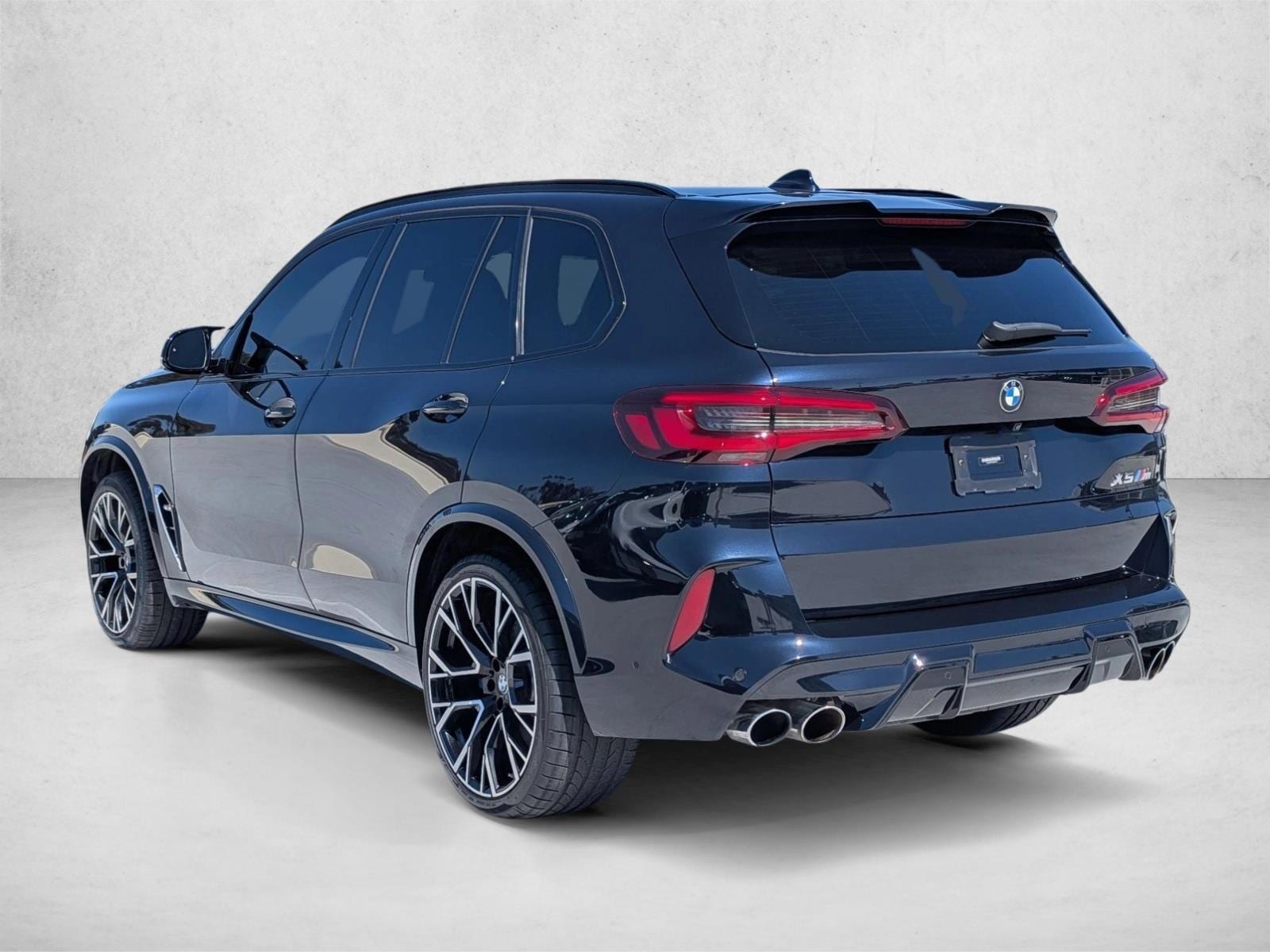 2021 BMW X5 M photo 3