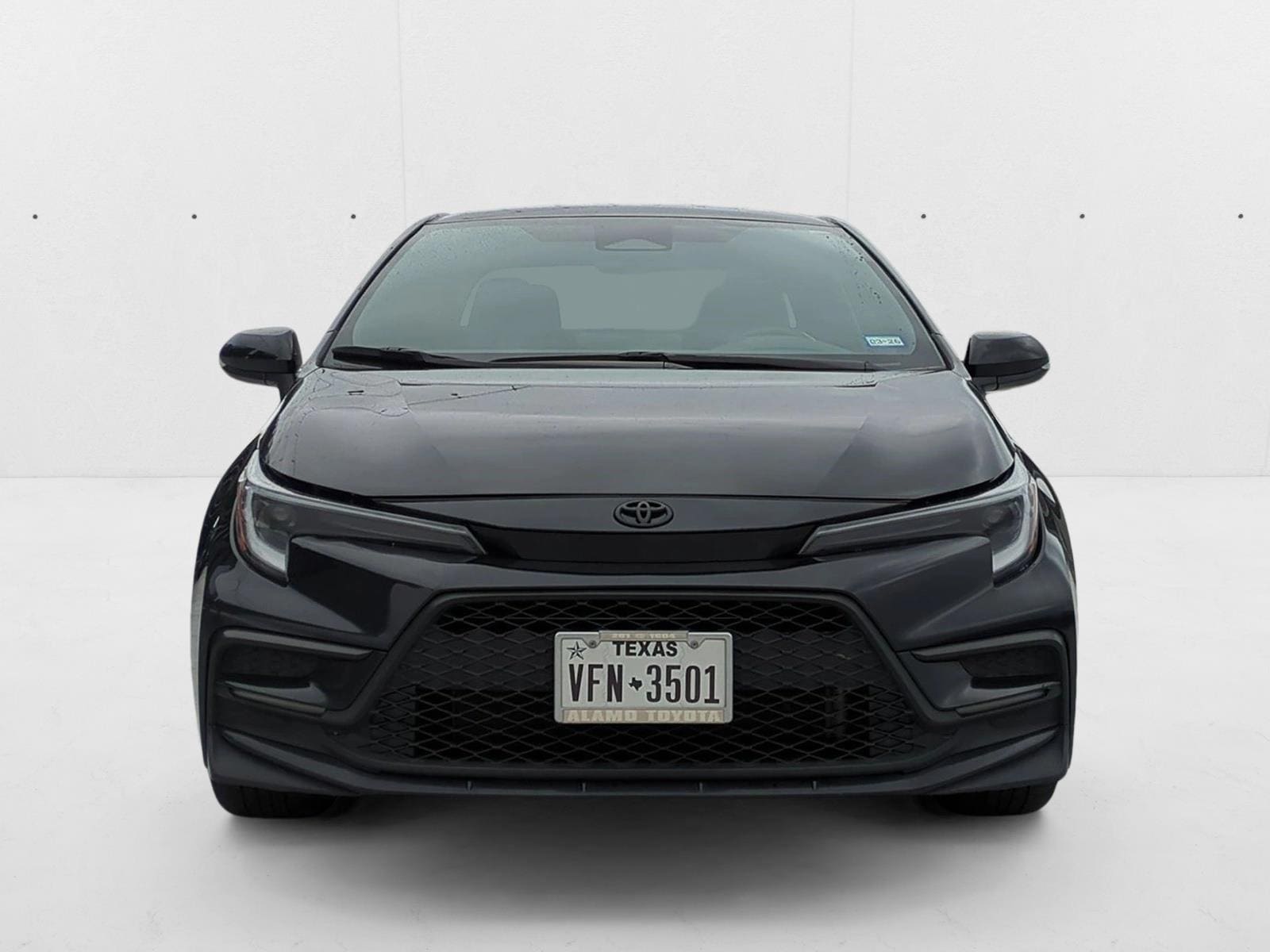 Used 2024 Toyota Corolla SE with VIN 5YFS4MCE6RP192216 for sale in Northfield, Minnesota