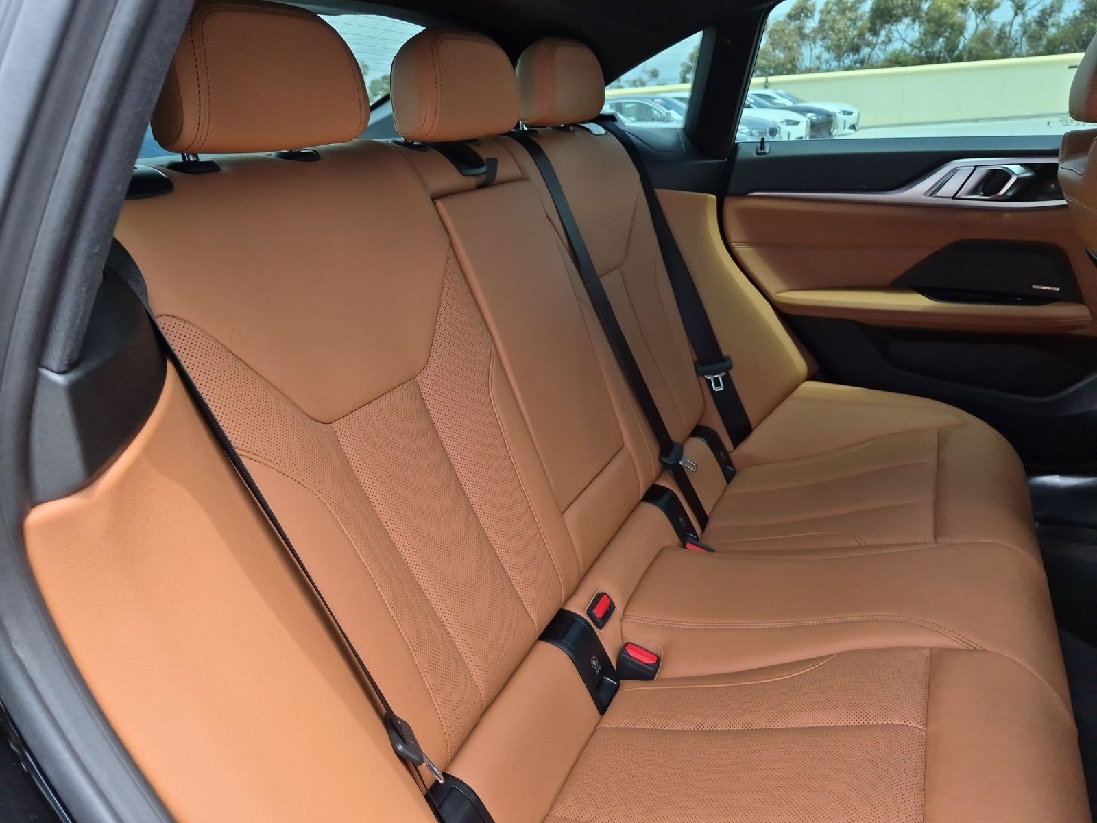 2025 BMW i4 21