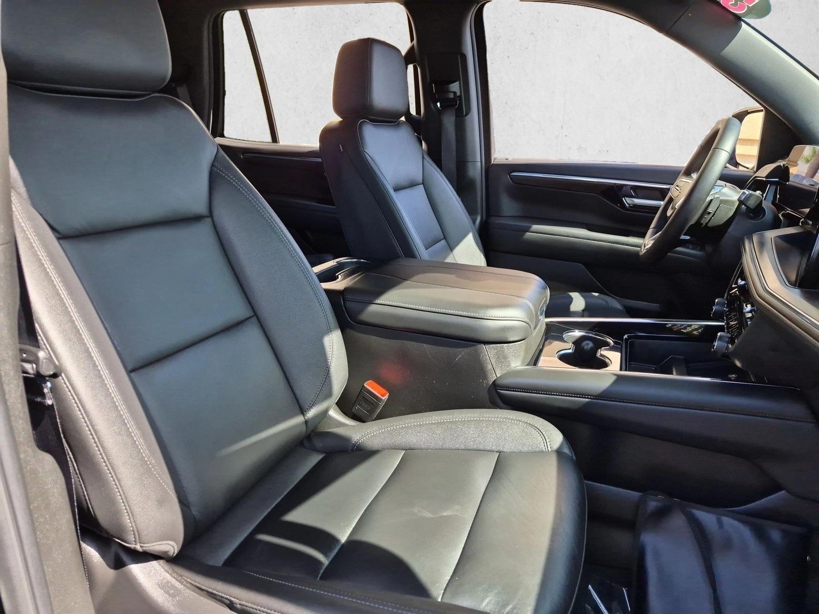 2025 Chevrolet Tahoe LT - Photo 22