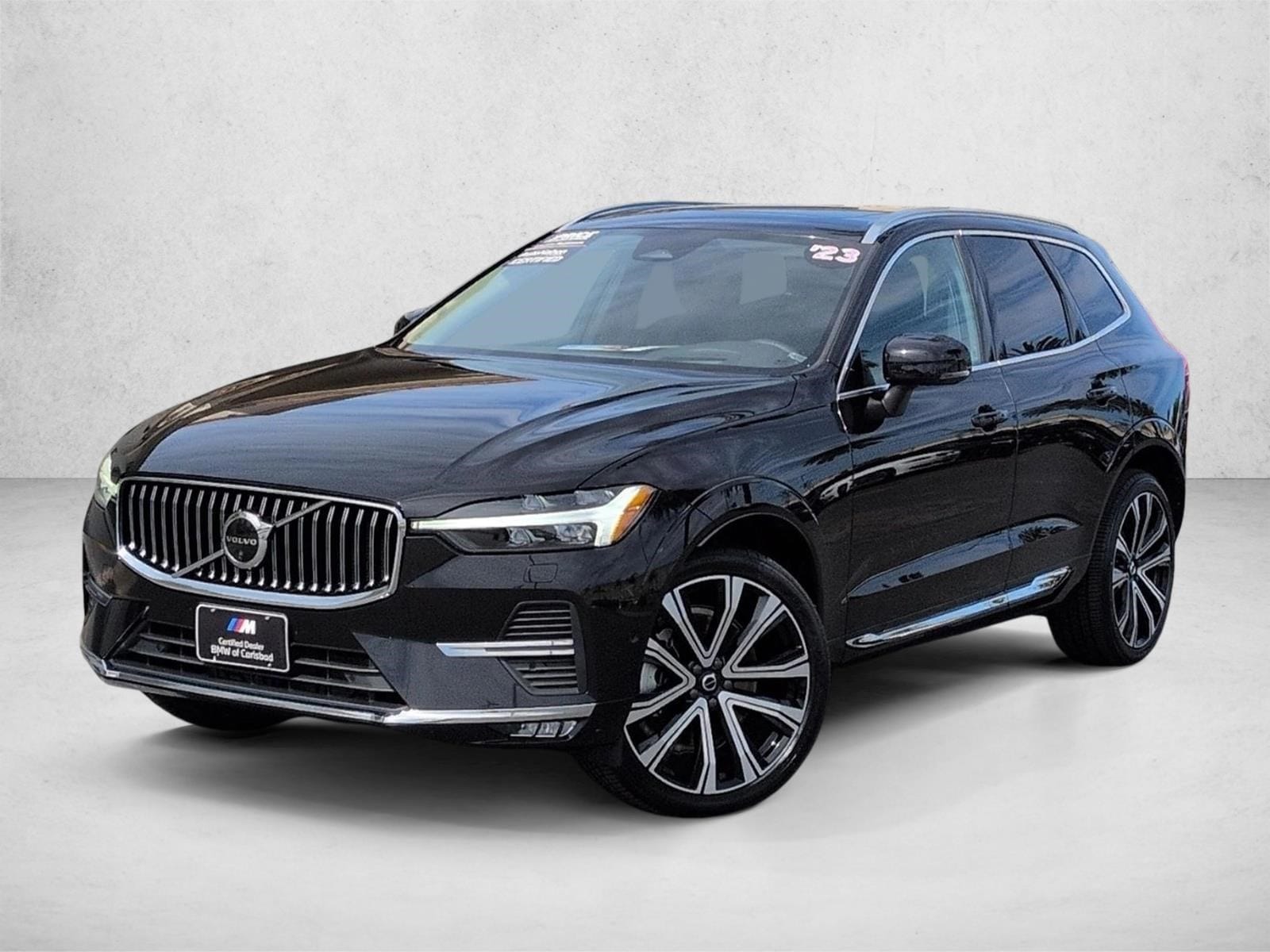 2023 Volvo XC60 B6 Ultimate Bright Theme AWD's photo