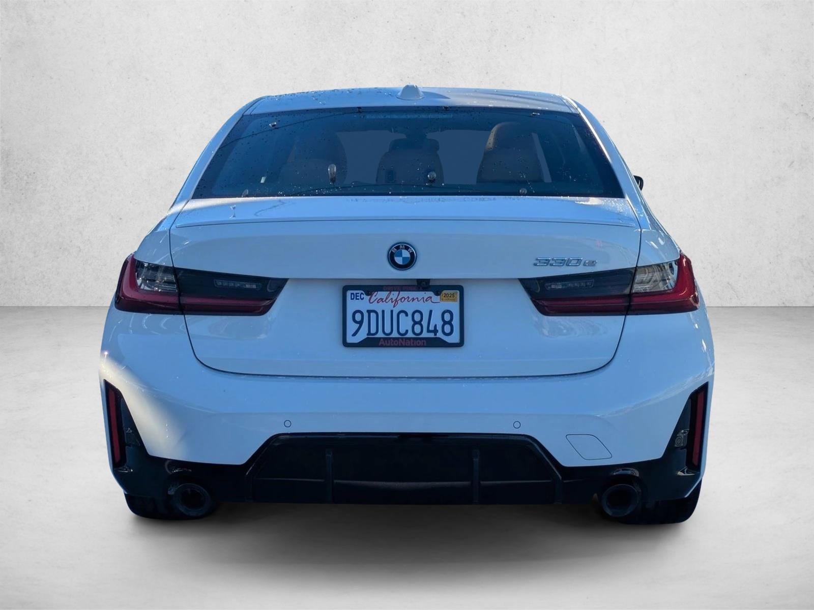 2023 Bmw 330e Sedan photo 4