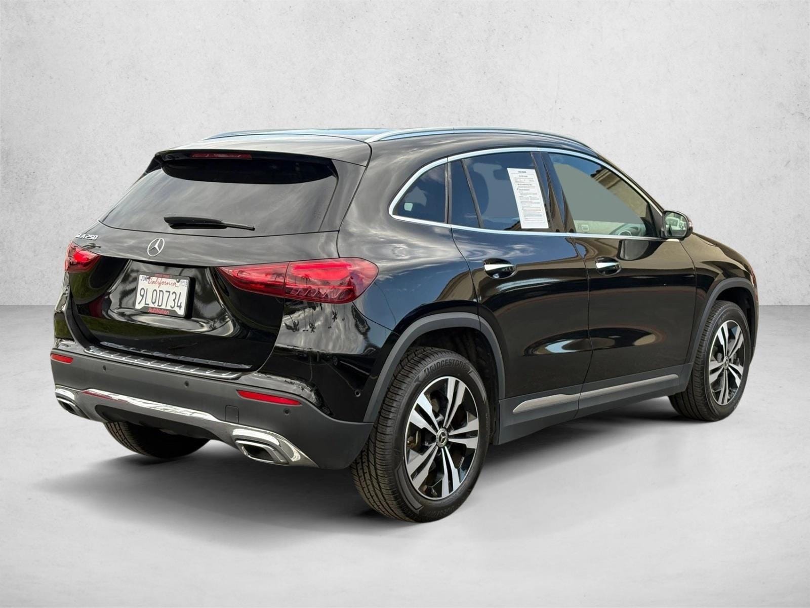 2025 Mercedes-Benz GLA 250 photo 5