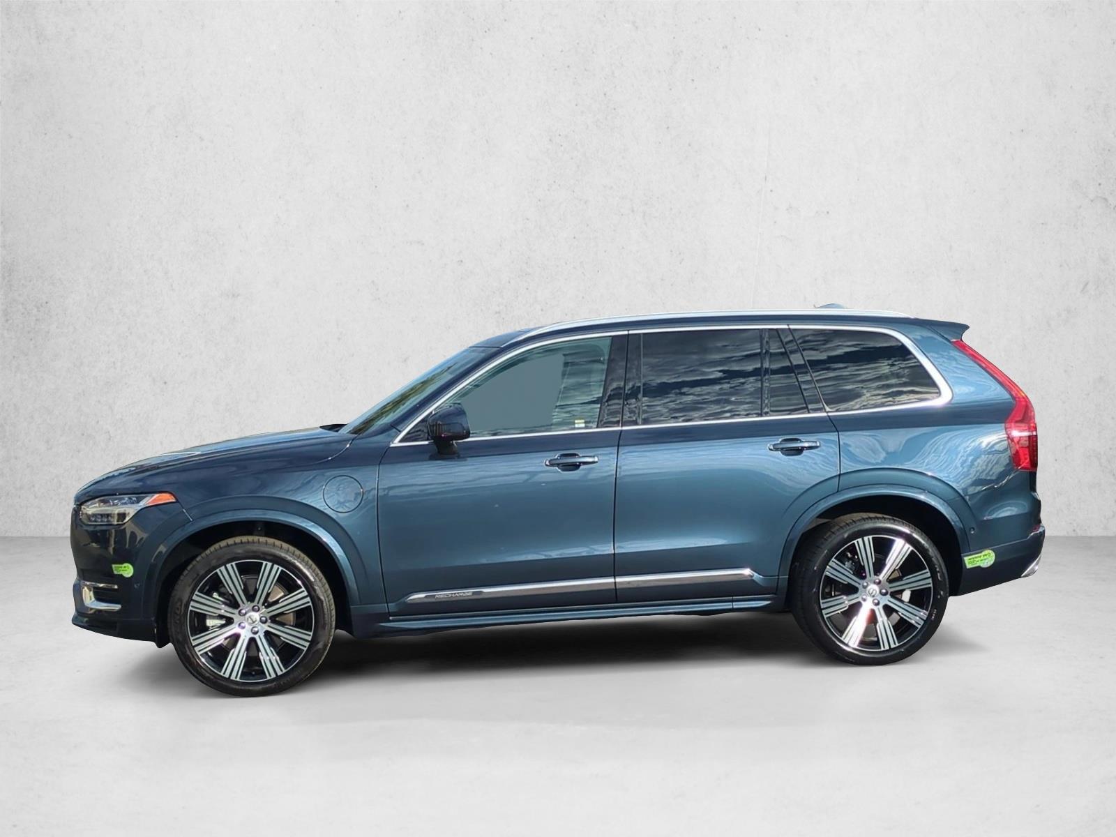 2021 Volvo XC90 Recharge T8 Inscription photo 2