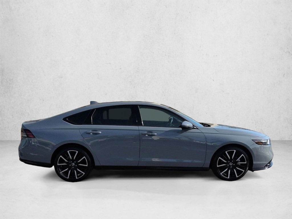 Used 2023 Honda Accord Hybrid Touring Sedan