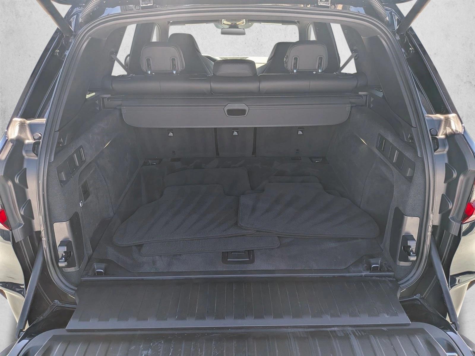 2021 BMW X5 M photo 5