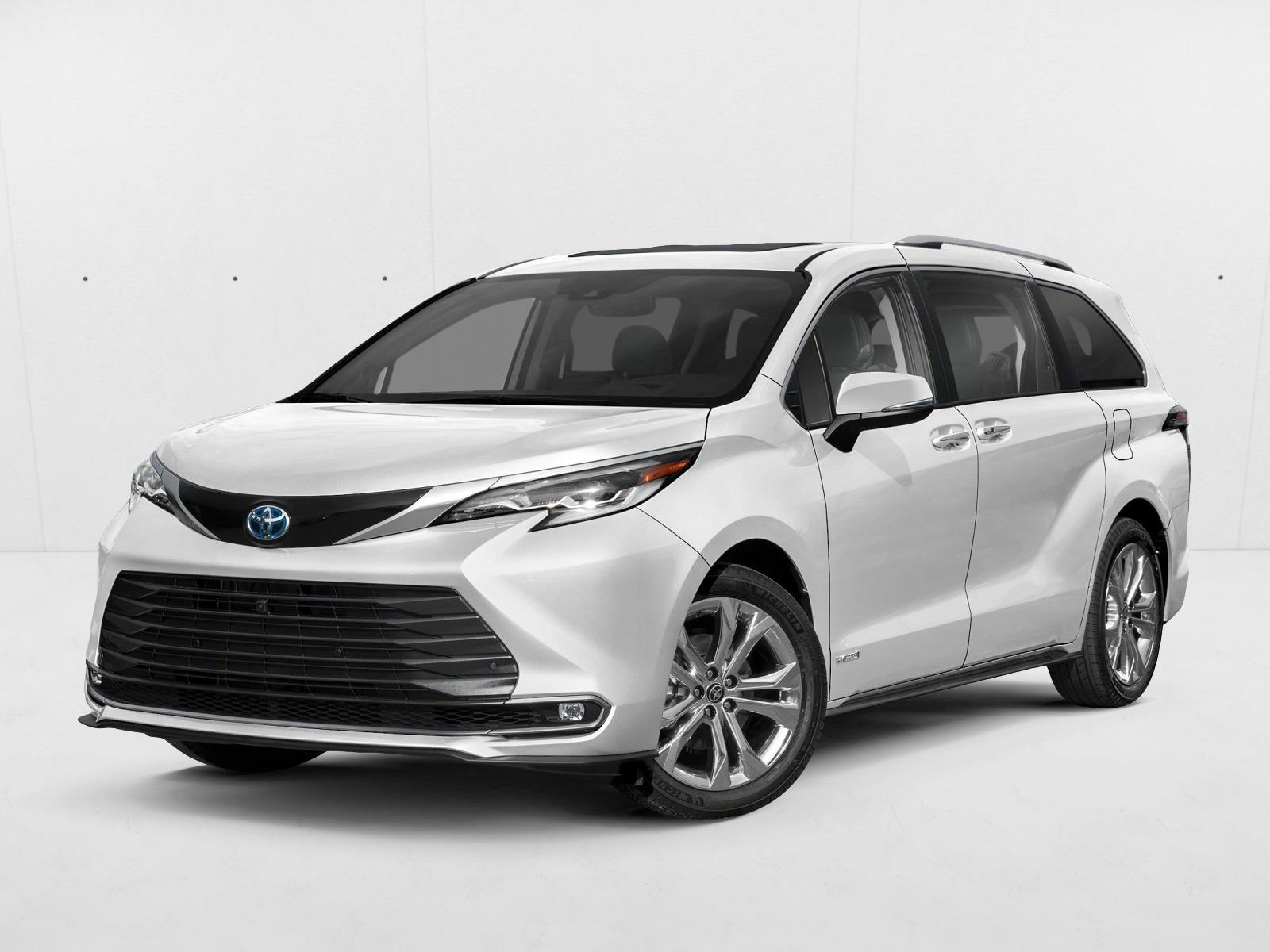 2025 Toyota Sienna Platinum's photo