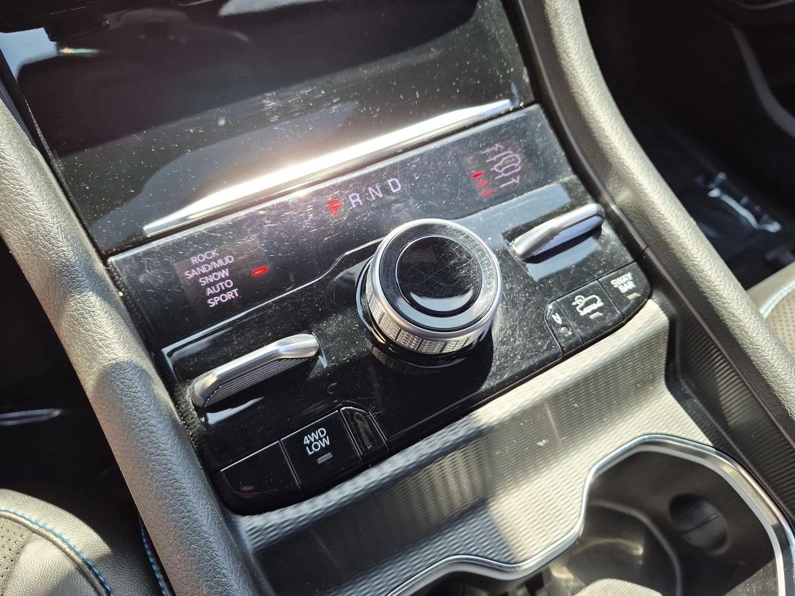 2023 Jeep Grand Cherokee Trailhawk 4xe - Photo 12